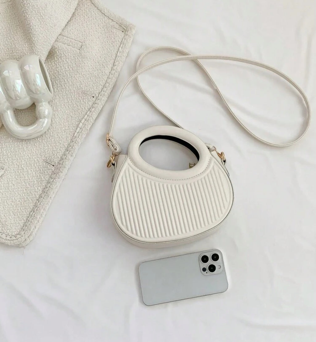 Bolso con diseño novesoso